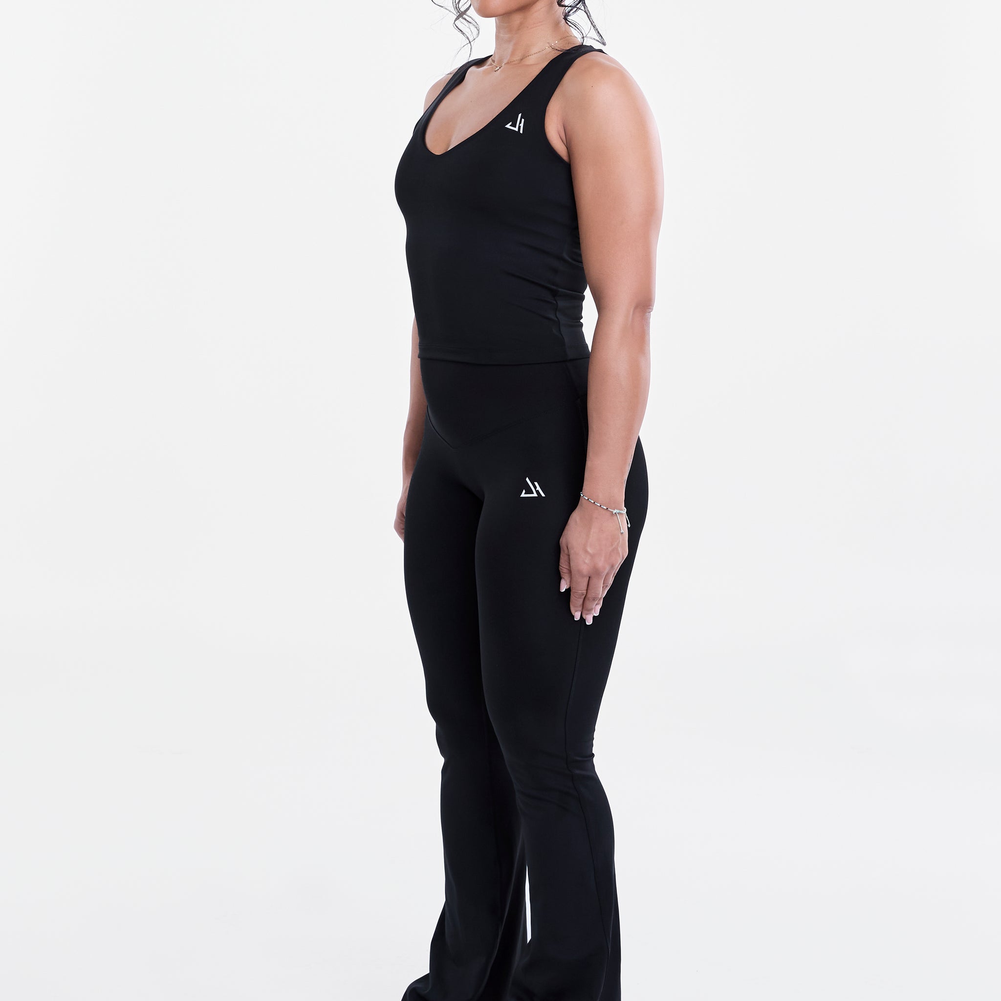 Sculpt Crop Vest Top